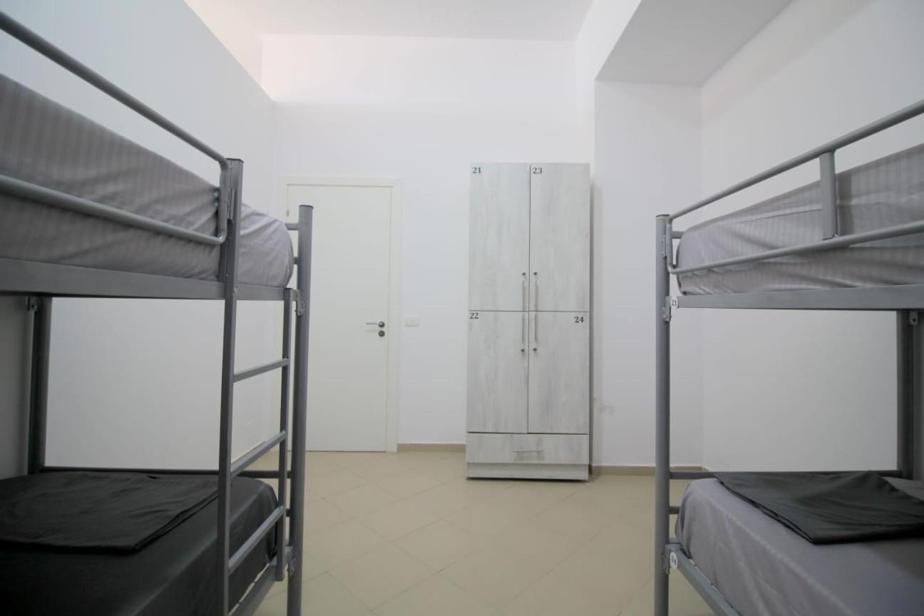 Hostel K13 Саранда Экстерьер фото