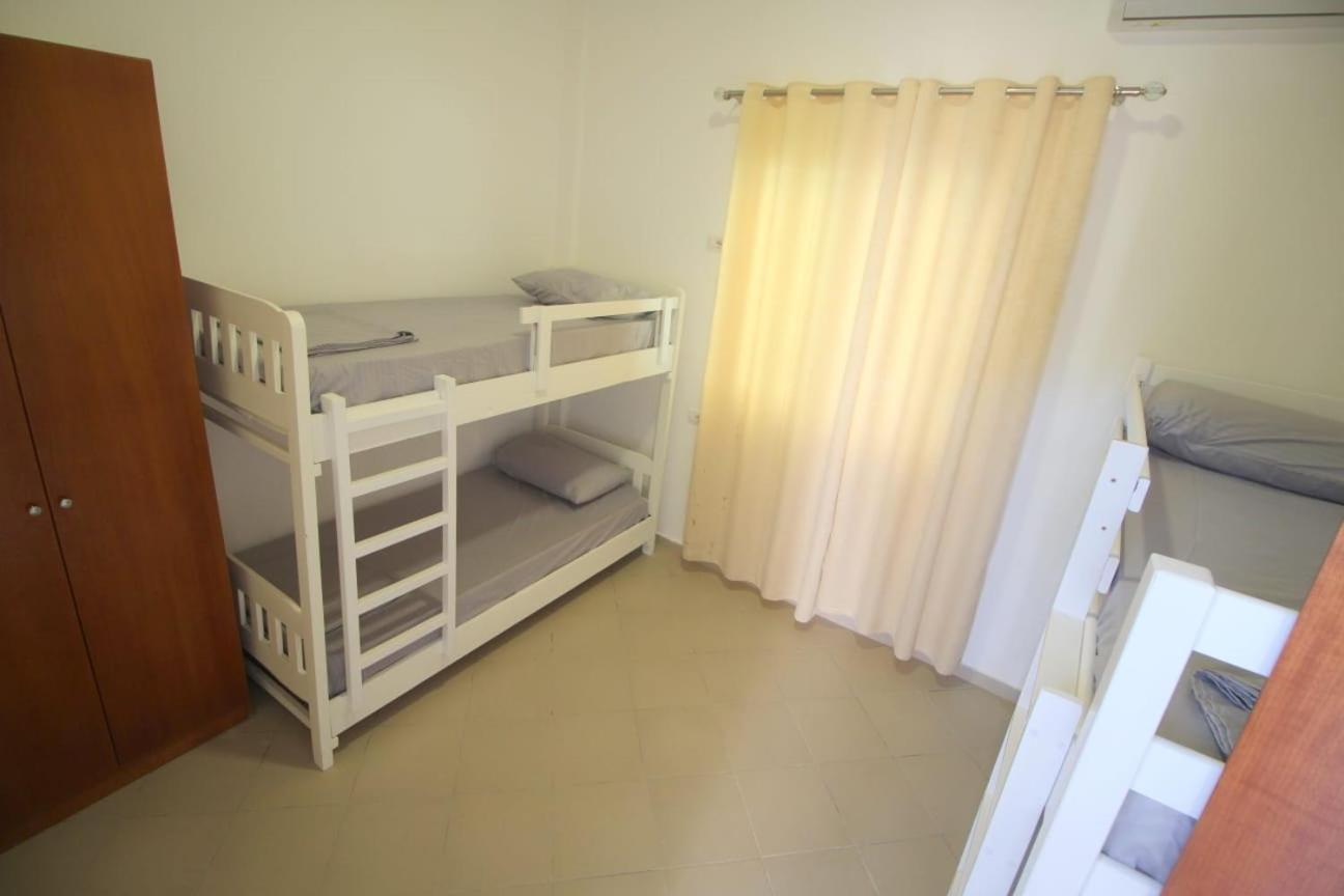 Hostel K13 Саранда Экстерьер фото