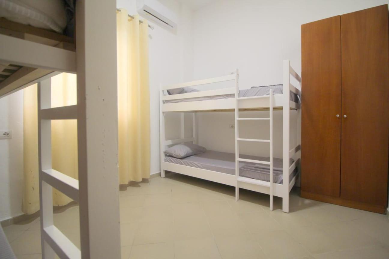 Hostel K13 Саранда Экстерьер фото